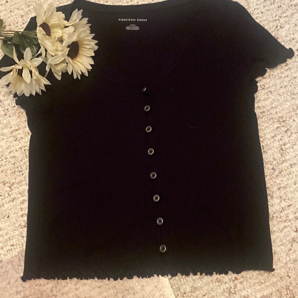 Cute casual short sleeve American Eagle top